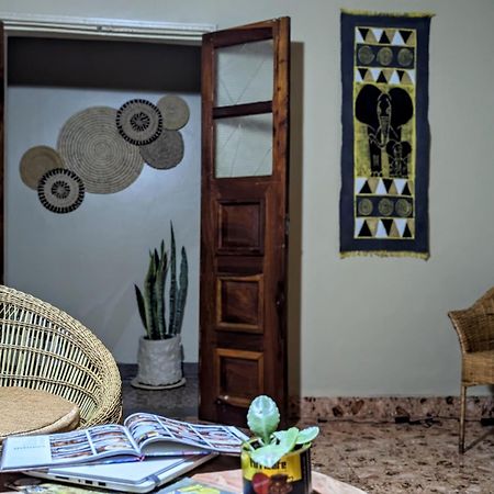 The Lion King Homestay Moshi Exteriör bild