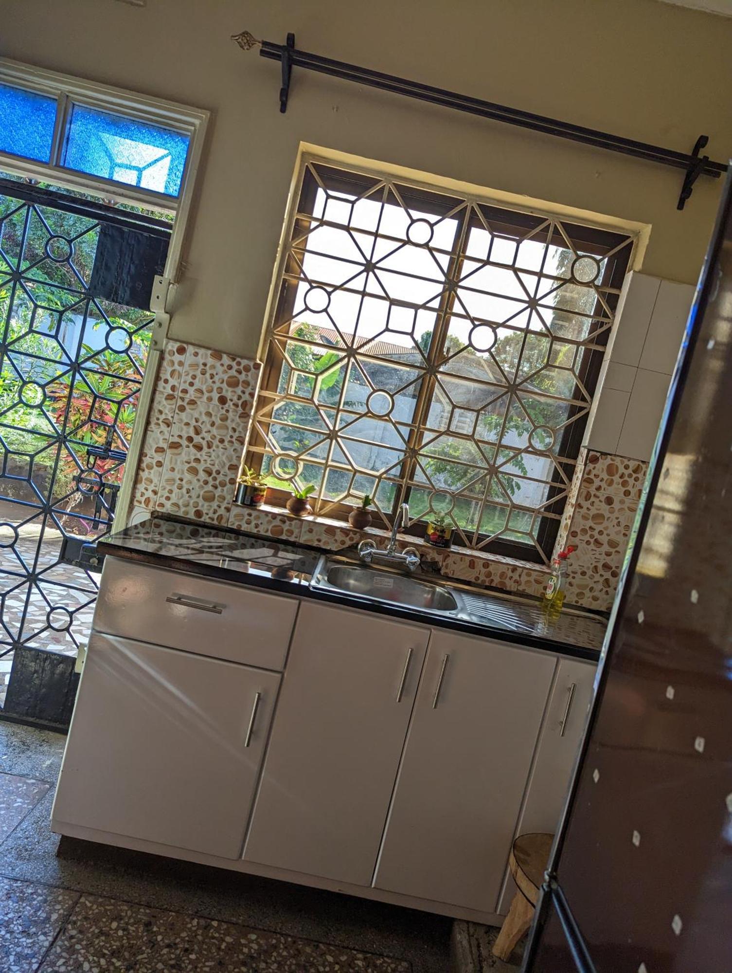 The Lion King Homestay Moshi Exteriör bild